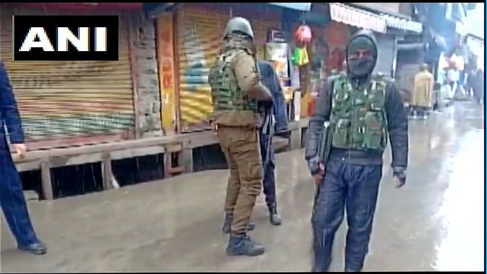 Five Civilians, Two CRPF Troopers Injured In Grenade Attack In J&Ks Anantnag