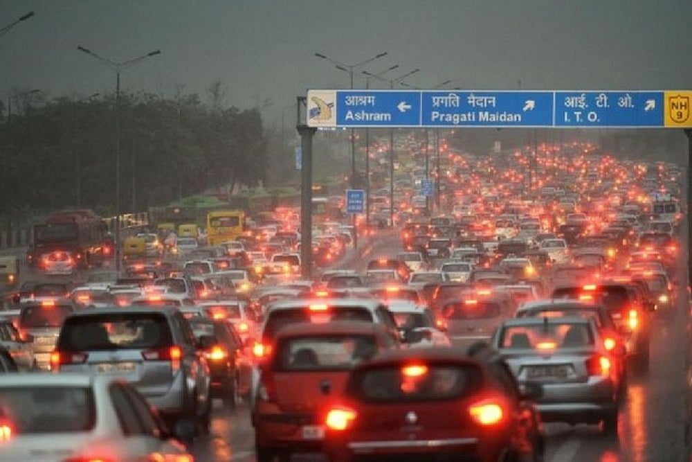 Passenger Vehicle Sales Fall For 11th Consecutive Month, Drop By 24% In September