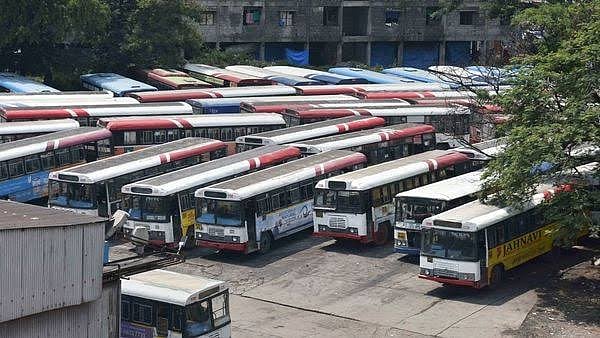 Despite Court Directive, No Move By KCR Government To End TSRTC Strike