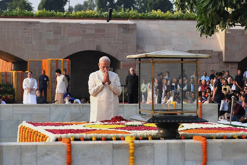'The World Bows To You, Beloved Bapu': PM Modi Writes In NYT Remembering Gandhi