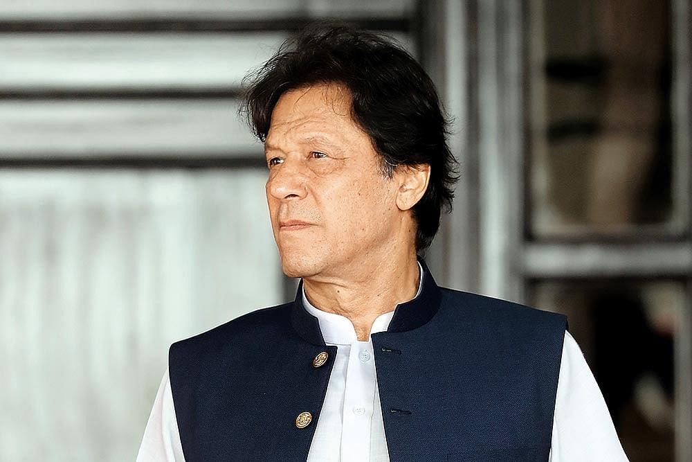 Bouncers And Yorkers! Why Showman Imran Khan Is In A Big Soup At Home
