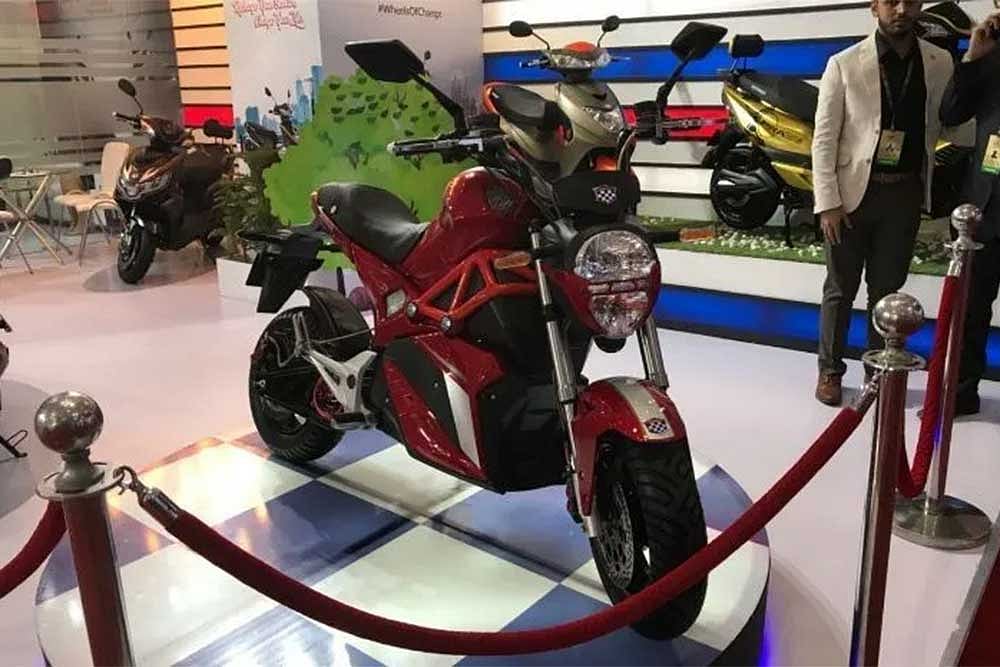 Okinawa To Challenge Revolt RV400 With Its First Electric Motorcycle