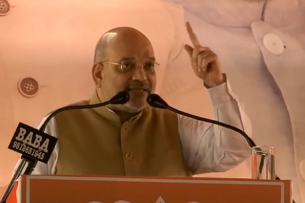 On Congress' <em>Shastra Puja</em> Remark, BJP Counters With 'Quattrocchi' Jibe