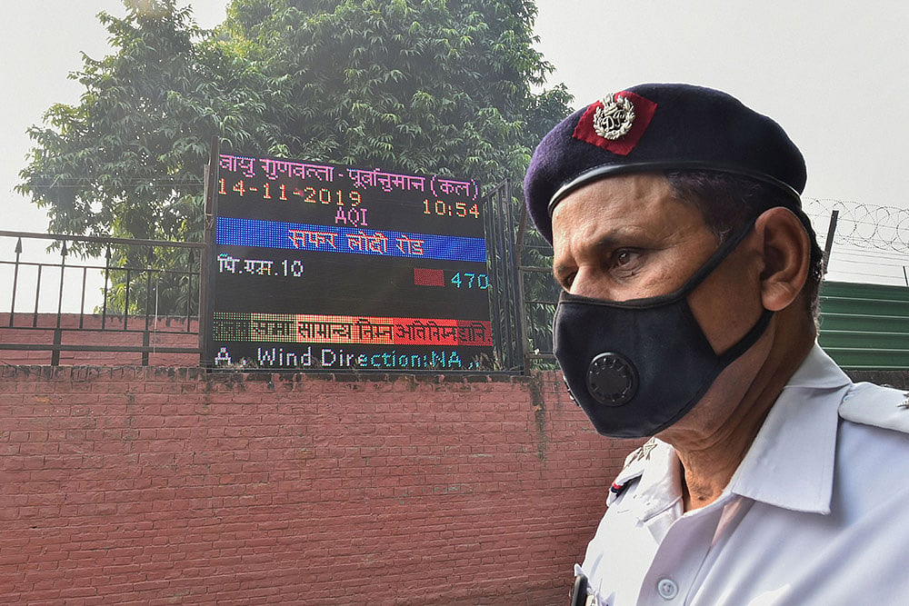 Delhi's Air Quality Nears 'Emergency' Zone Even As Odd-Even Resumes After 2 Days