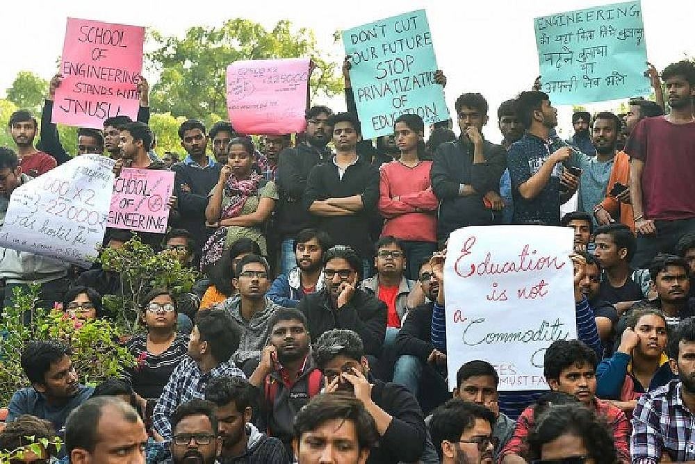 JNU Cites Rs 45 Cr Deficit As Students Demand Complete Roll-Back Of Fee Hike