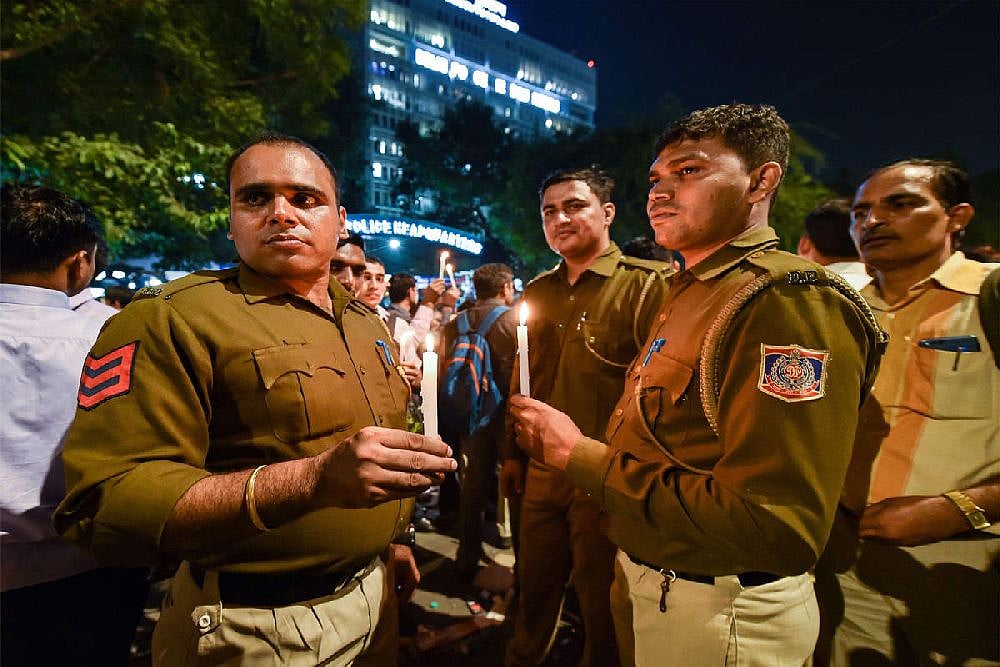 Spillover Effect Of Khaki Vs Black Robes: 4 Cops Thrashed By Lawyers In Alwar