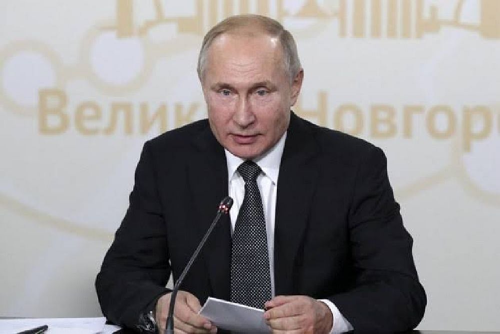 File Image : Putin Gave Kim Jong Un A Russian-Made Car In A Show Of Their Special Ties, North Korea Says