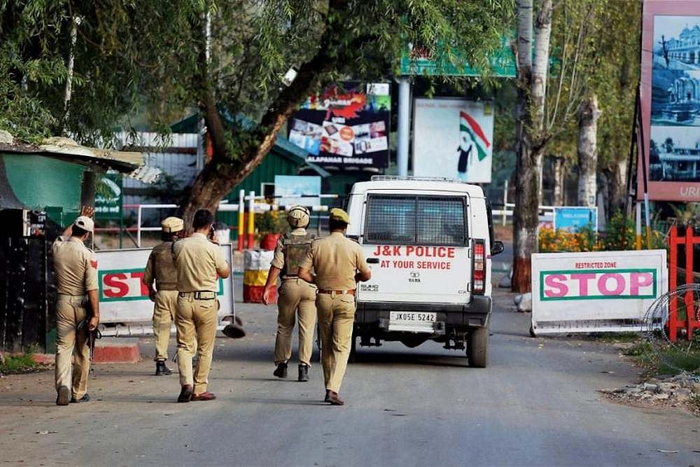SPO Shot Dead By Militants Outside Her Home In J&K’s Shopian