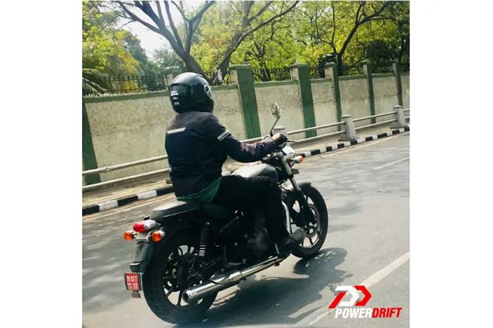 New 350 Motor-Equipped Thunderbird Spotted With Alloy Rims