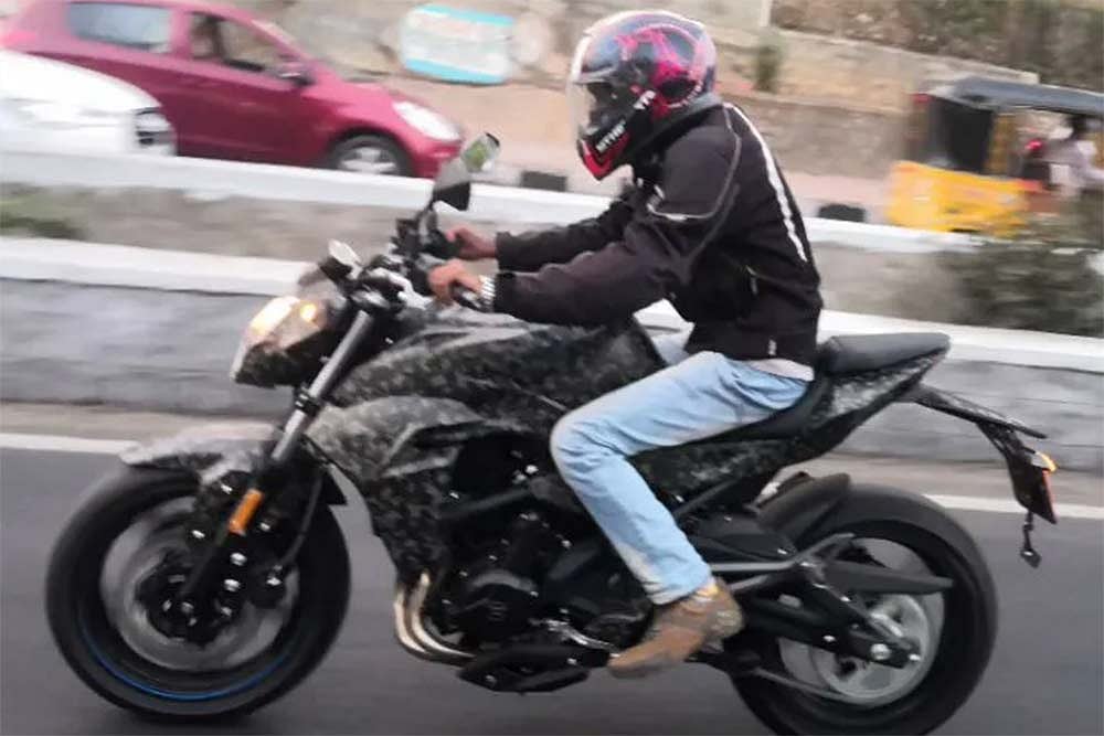 CFMoto 400NK Spotted In India
