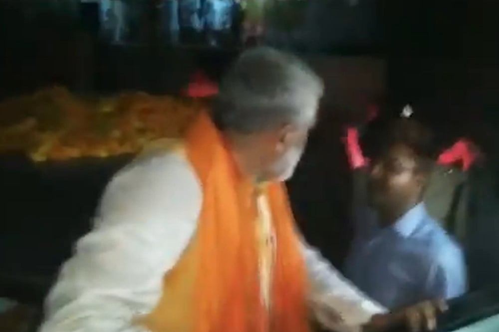 Union Minister Misbehaves With Official After Alleged Violation Of Poll Code