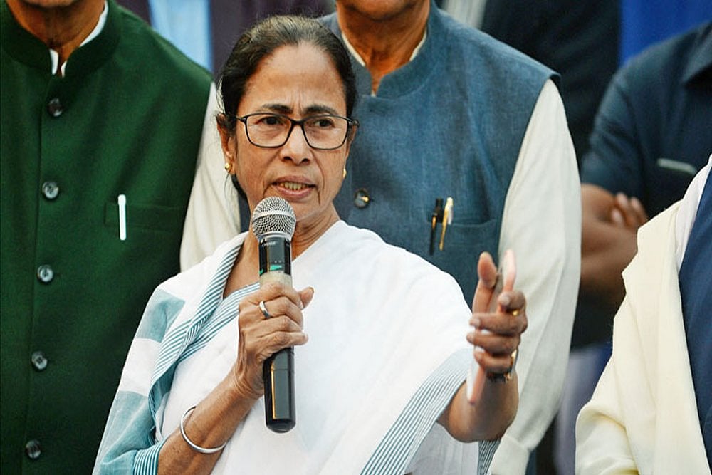 Mamata Banerjee's dharna demanding the Centre to release "unpaid dues"