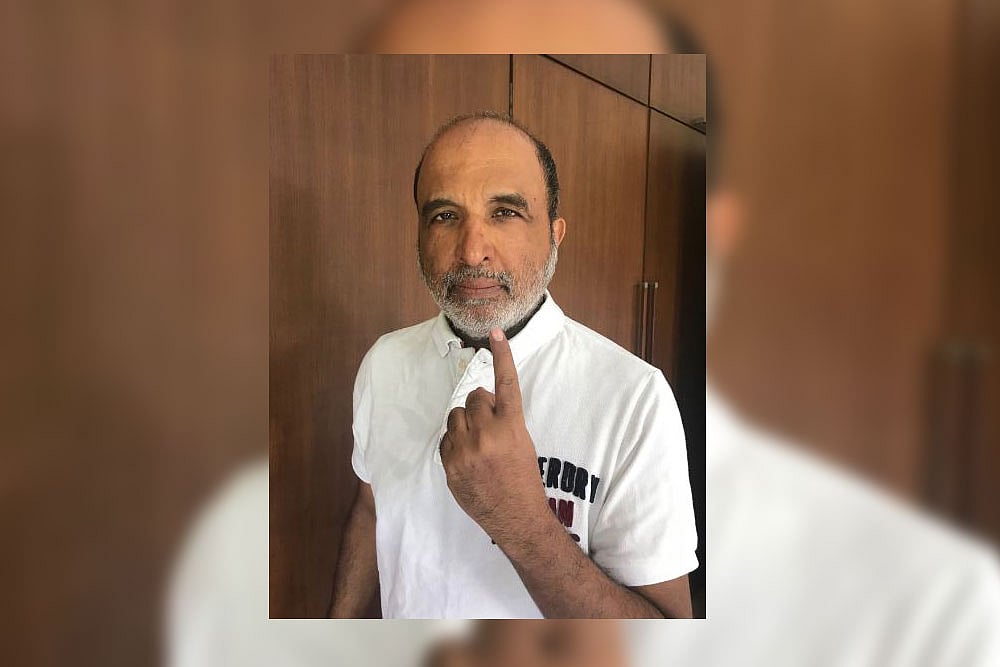 Congress Sanjay Jha Claims Indelible Ink Being Easily Removed Using Nail Polish Remover