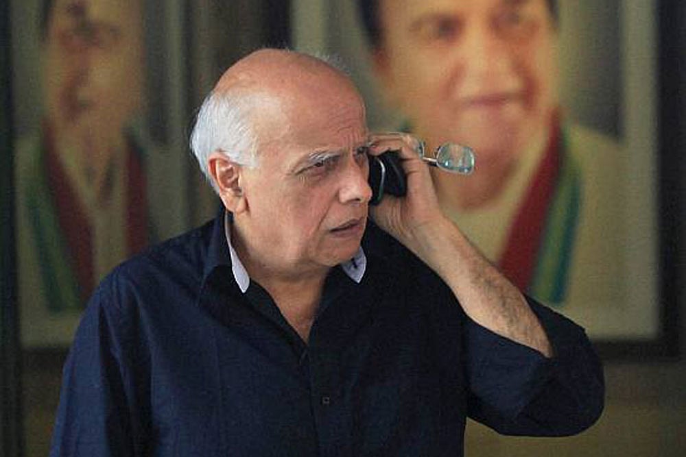 Mahesh Bhatt Spills The Beans About The Song 'Gali Mein Aaj Chaand Nikla'