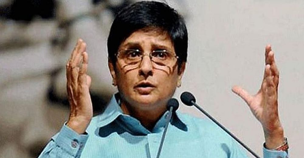 X : A key component of her plan is a temporary ban on air purifiers in government offices. 