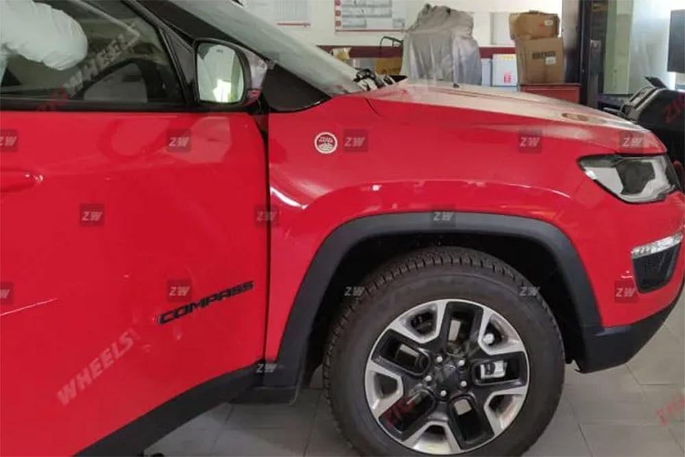 Jeep Compass Trailhawk Reaches Dealerships