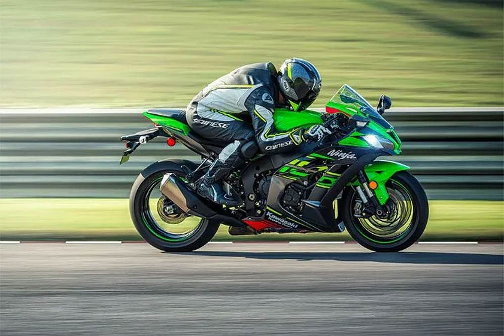 Kawasaki’s Latest Ninja Is Faster Than Before...
