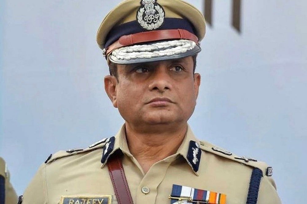 CBI Issues Look Out Notice Against Former Kolkata Police Commissioner Rajeev Kumar