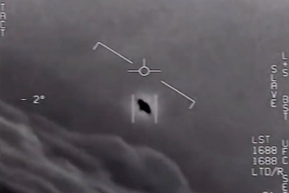 US Navy Pilots Report Unidentified Flying Objects: The New York Times