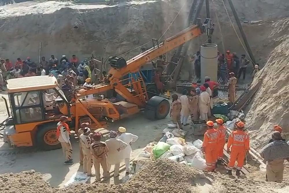 Karnataka: 2-Year-Old Boy Falls Into Borewell; Rescued after 20 hours