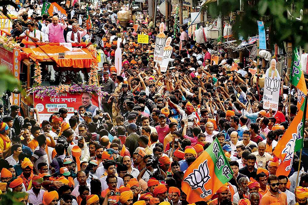 Target 250 in 2021! Narendra Modi's 'Sonar Bangla' Vision To Counter Mamata Banerjee's 'Joi Bangla' Pride, Says BJP