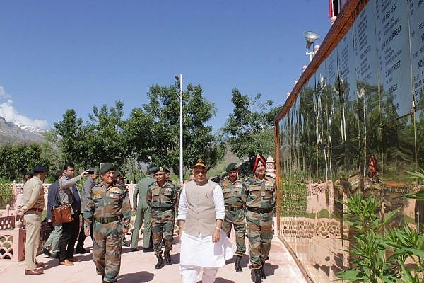 J&K: Rajnath Singh Pays Tribute To Soldiers Killed In 1999 Kargil War At Dras War Memorial - Photo: File