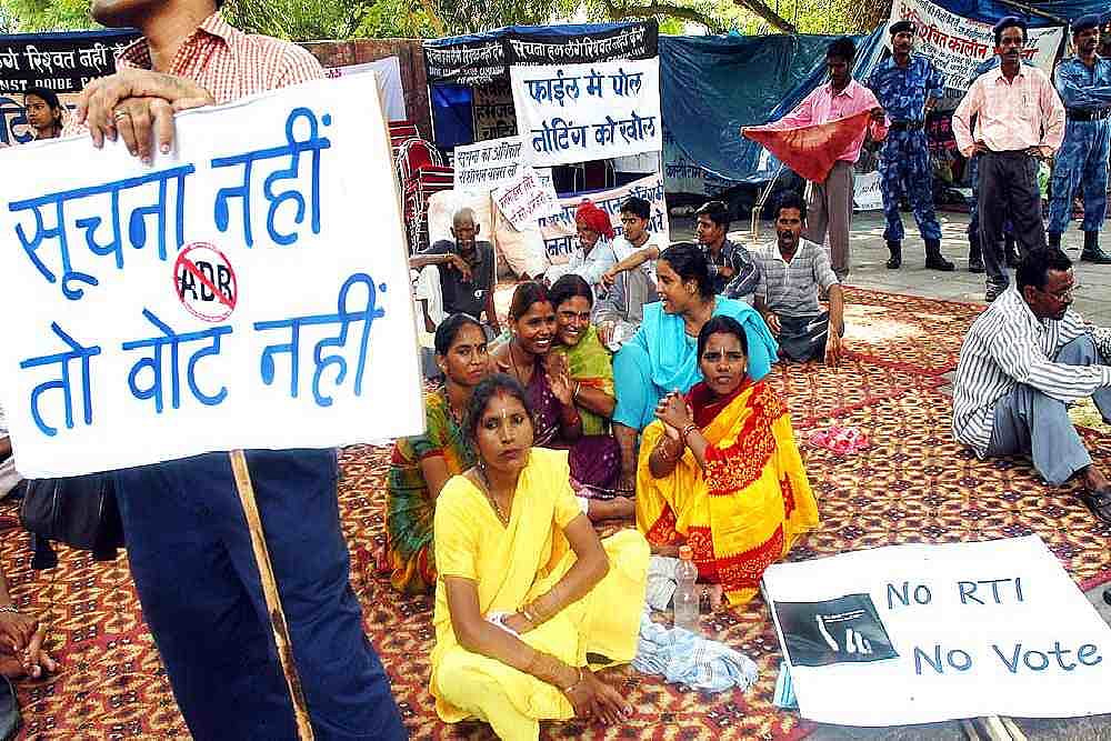 Lok Sabha Passes RTI Amendment Bill; Dark Day For Democracy, Says Opposition