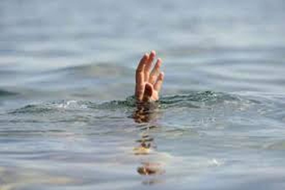 File Photo : Two women and 3 men drowned in sea off Kanniyakumari | 