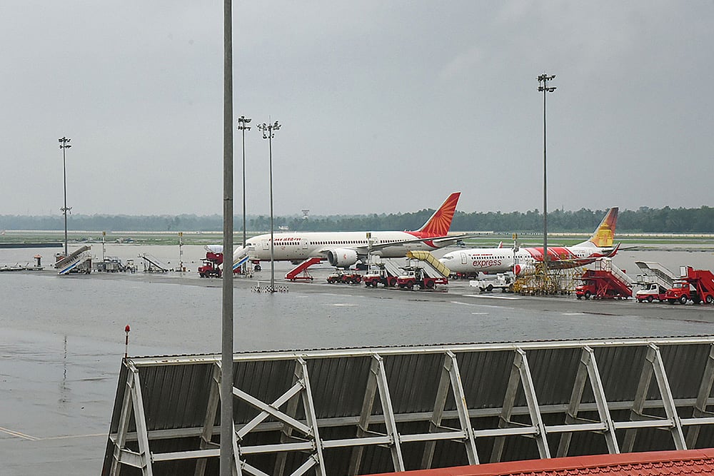| Photo: File Pic  : The Rise Of Hoax Bomb Threats Disrupts Flight Operations Nationwide (representational image)
