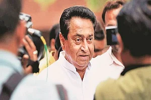 Settle In MP, Will Treat You As A Daughter: Kamal Nath Tells Unnao Rape Survivor