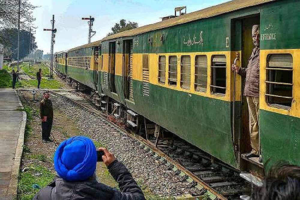 Pakistan Stops Samjhauta Express At Wagah Border Due To Security Checks, Train Arrives In Delhi 4.5 Hours Late