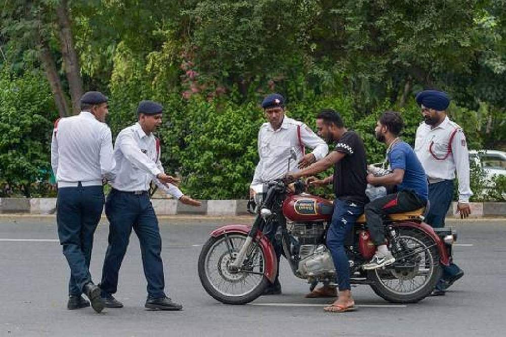 Gujarat Reduces Traffic Violation Fines Stipulated By New Motor Vehicles Act
