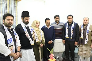Delhi Polls: Politicians Weigh In Options, Switch Loyalties For Tickets To Contest