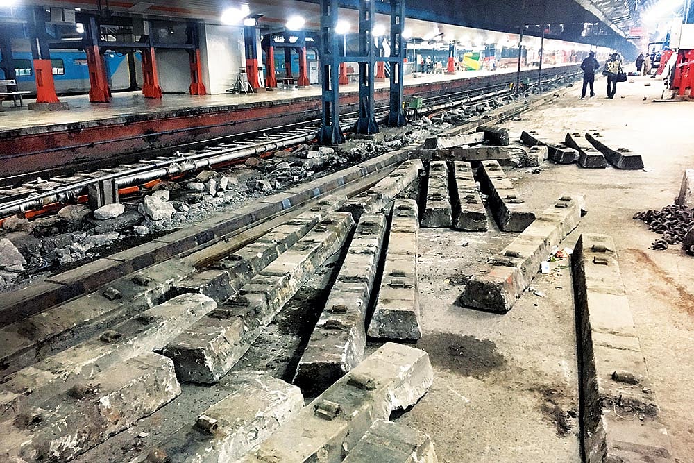 Privatisation Of Indian Railways: Why A Tragic Hero Is Always At Mammoth Odds