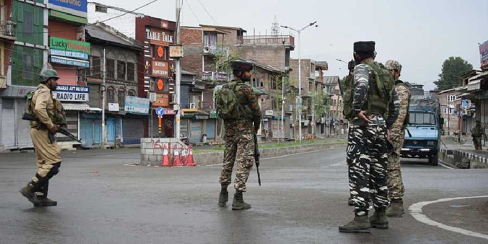 CRPF personnel 