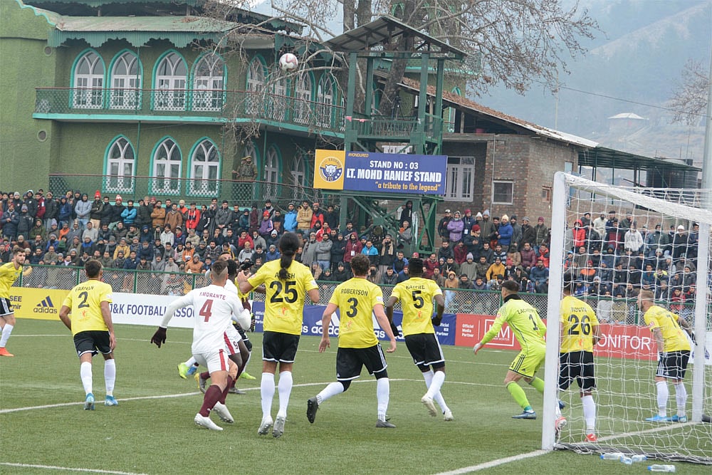 Mohun Bagan Tame Scrappy Real Kashmir, Climb To Pole Position in I-League