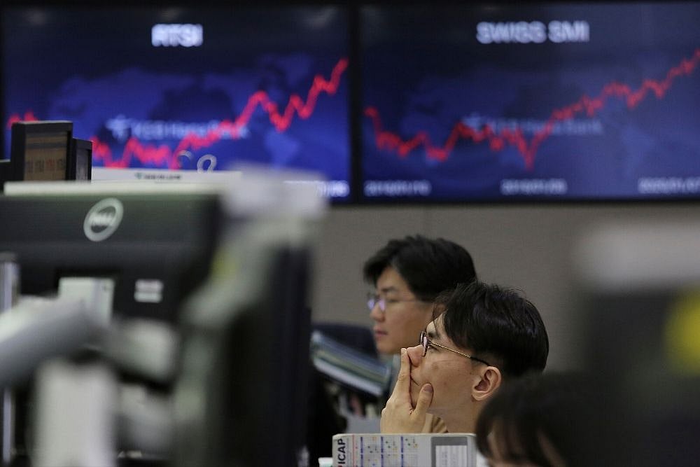 File photo : Oil Prices Up, Stocks Down After Israel-Iran Missile Attack 