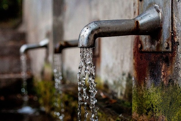 Jal Jeevan Mission (JJM) on September 29, called for ensuring drinking water supply in all schools and Anganwadi centers in the country. 