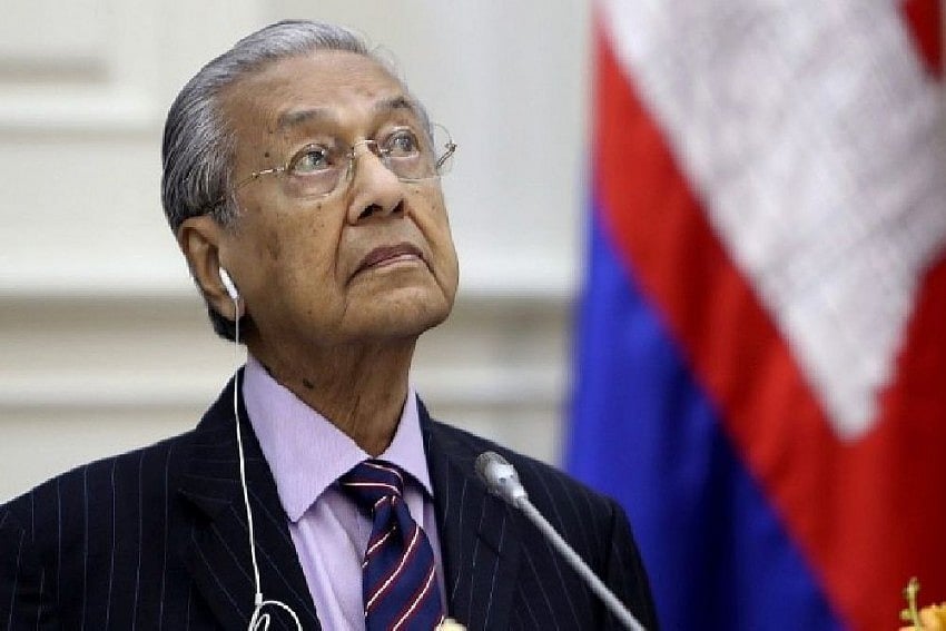Former Malaysian PM Mahathir Mohamad Justifies Killings In France, Twitter Removes Post