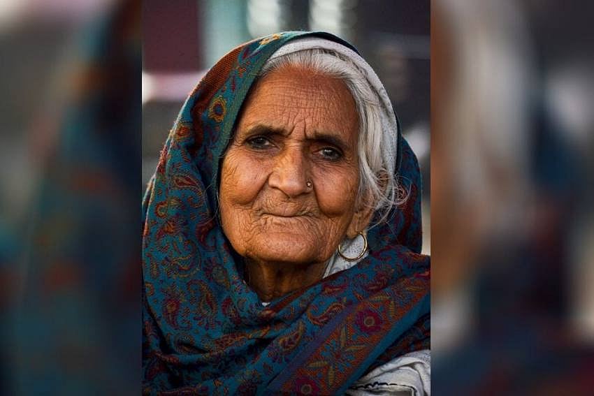 In The TIME Of Bilkis Bano As Dadi Cool