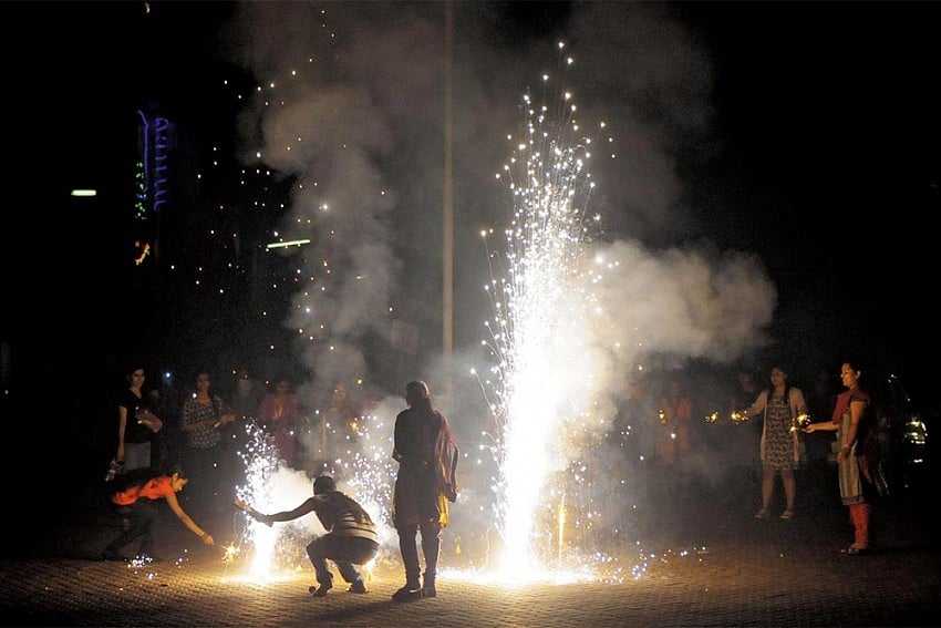 Delhis Air Quality Back To Severe; Diwali Firecrackers Add To Misery