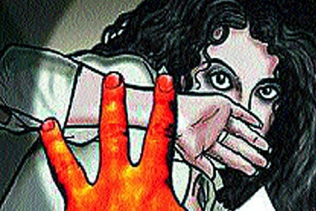 UP Teen Gang-Raped In Moving Sleeper Bus In NCR; Two Arrested - null