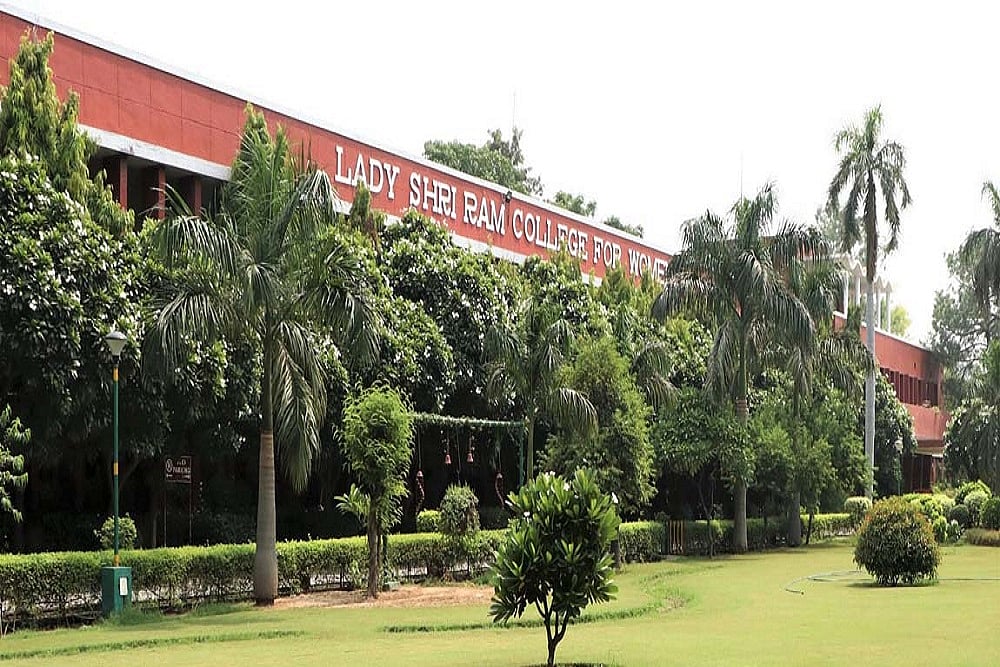 After Aishwarya's Suicide, LSR Announces Fee Rebate And Laptops For Students