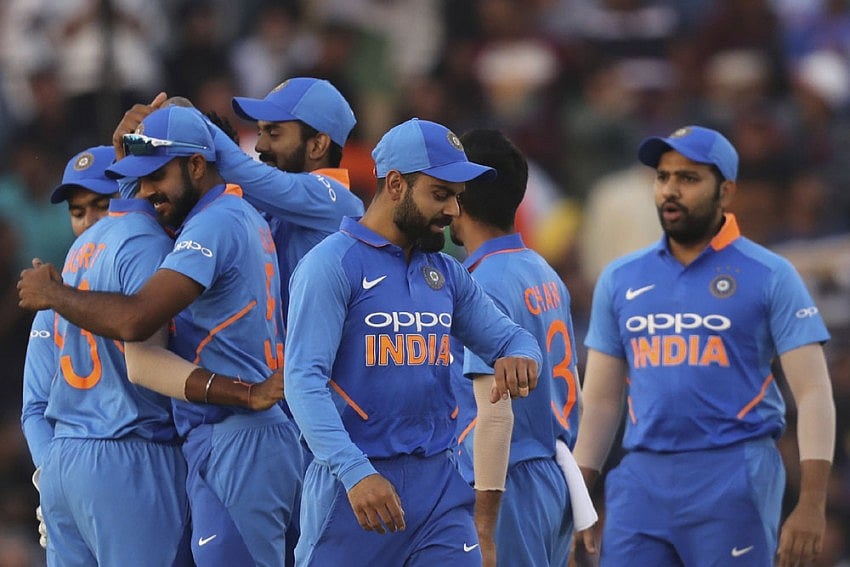 India Vs Australia: Quarantine Over, Indian Team Checks Into New Hotel On Eve Of First ODI