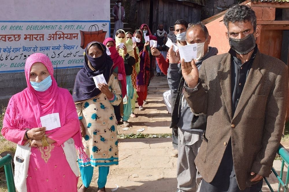51.6 Per Cent Turnout In First Kashmir District Council Polls Since State Rejig