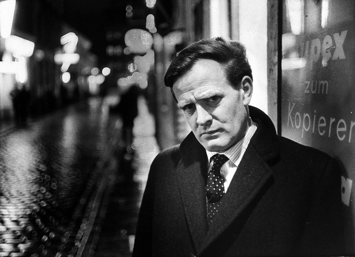 Master Of Espionage: Spy-Turned-Novelist John Le Carre Dies At 89