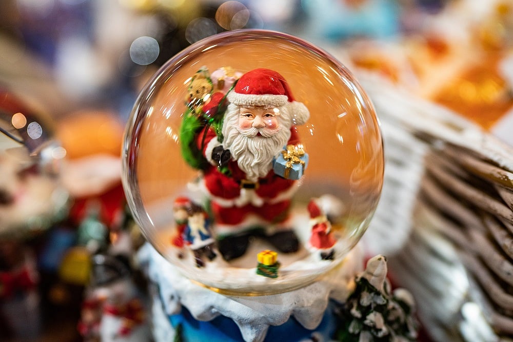 'Tis The Season Of Infection: Santa Claus Turns Superspreader In Belgium Care Home
