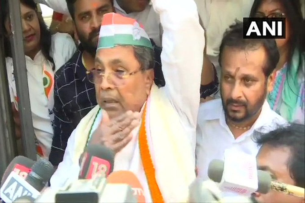 Bidar School Sedition Case: Karnataka Congress Siddaramaiah, Dinesh Gundu Rao Detained During Protest