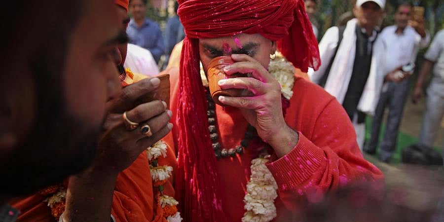 'Cow Urine Is Pure Elixir': To Fight Coronavirus, Hindu Mahasabha Hosts ...