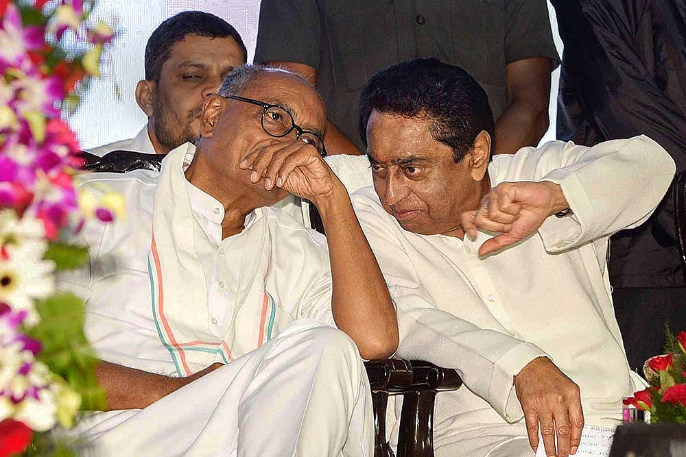 Kamal Nath Govt On Brink Ahead Of Floor Test in MP; Congress, BJP Issue Whips